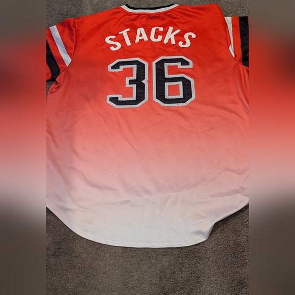 Daffy Duck Makobi Rich & Famous Jersey Always Stackin Stacks #36 Duck 2X - Picture 9 of 9